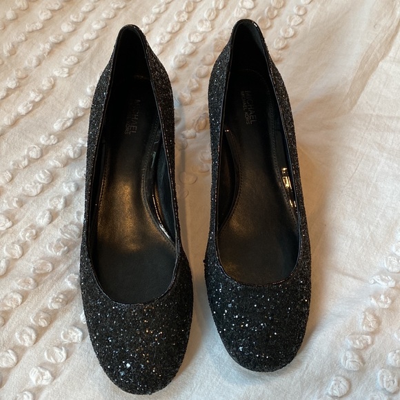 Michael Kors size 9.5 Black glitter embellished evening shoes. - Picture 2 of 4